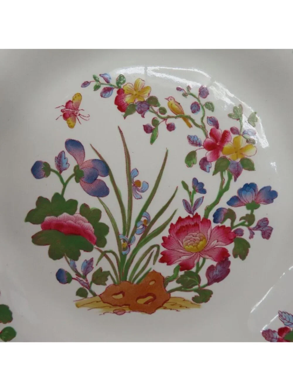 Wedgwood Ethuria England AL5557 Oriental Flower Floral Bird Scallop Edge Plate